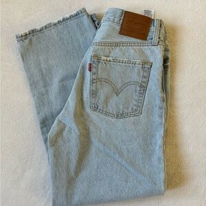 Levi’s Ribcage Straight Ankle Light Wash Jeans